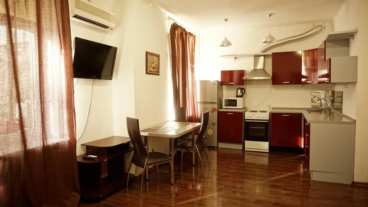 Doba In Ua Centre Apartments ドニプロペトロウシク エクステリア 写真