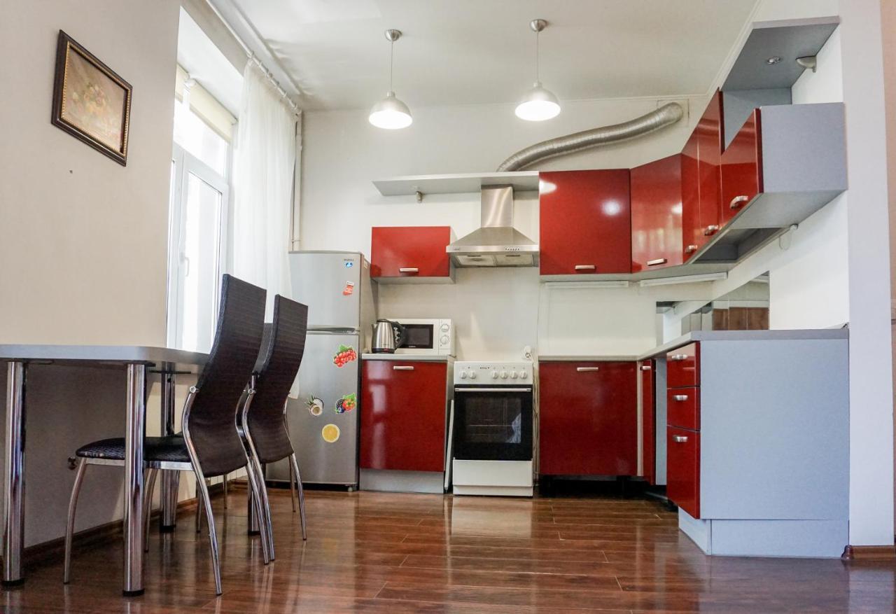 Doba In Ua Centre Apartments ドニプロペトロウシク エクステリア 写真